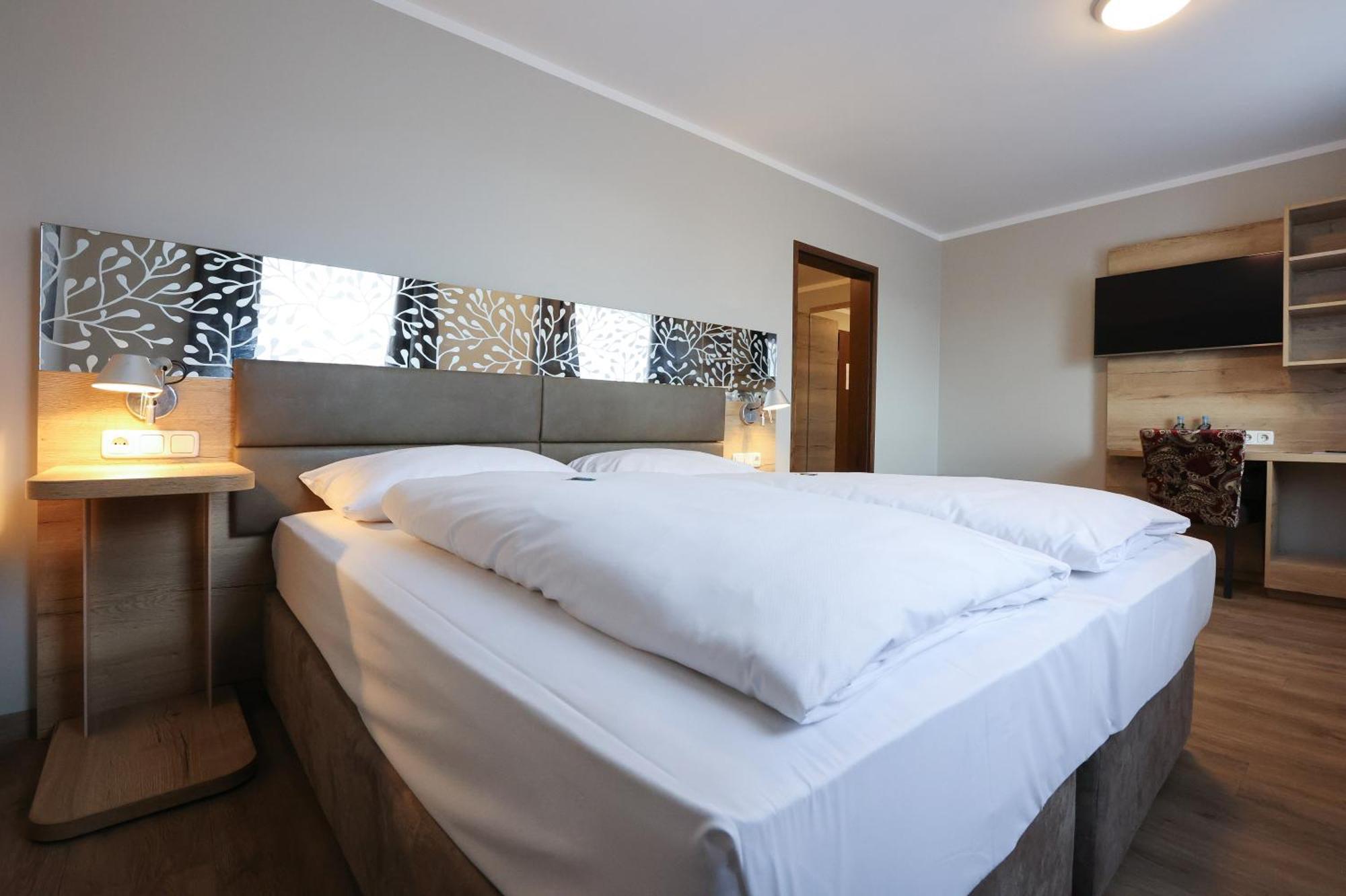 Arthotel Ana Flair Nördlingen Exterior foto